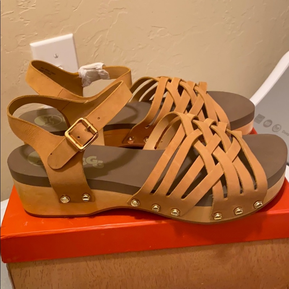 Flogg clog sandals NIB